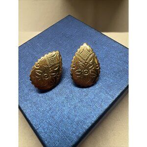 Vintage Monet Gold tone Floral Post Earrings